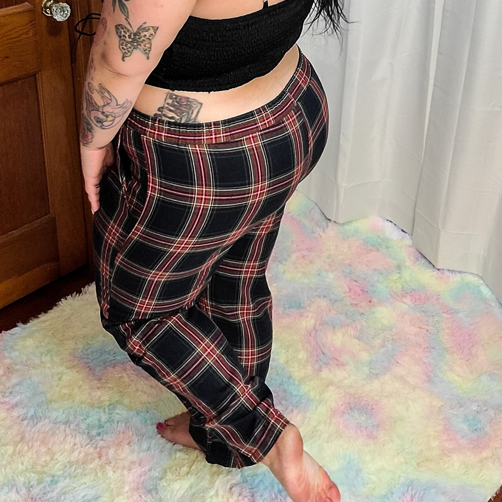 Plus Plaid Print Tapered Pants